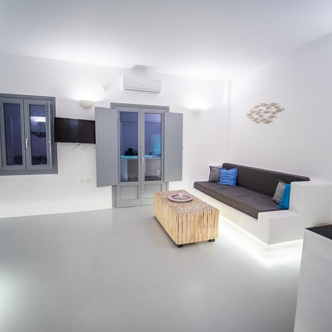 Majestic Sky Luxury Suites Megalochori  Dış mekan fotoğraf